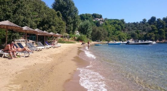 Sklithri beach