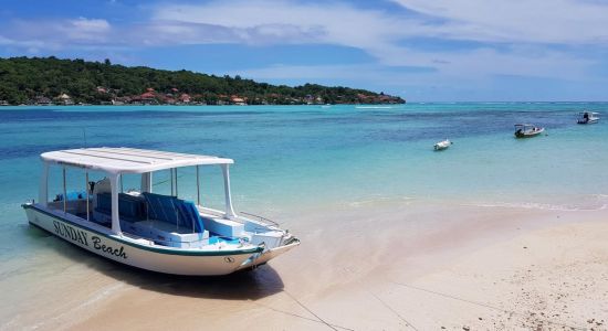 Sunday Beach Lembongan