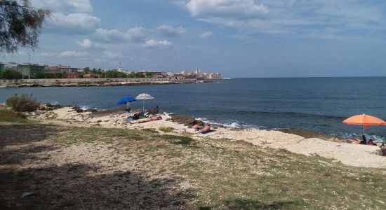 Spiaggia libera Giovinazzo