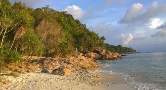 Cenderawasih Beach