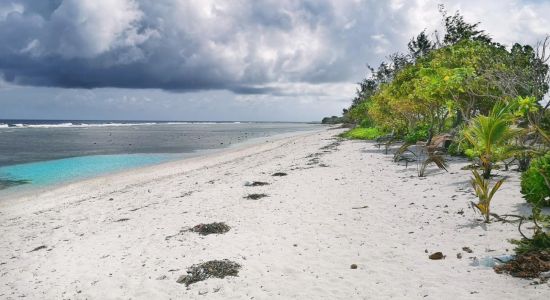 Villingili Beach