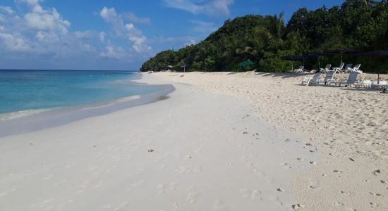 Gunbaru Beach