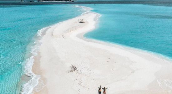 Meyyafushi Island Beach